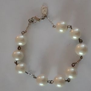 7 1/2" faux pearl Brooks Brothers 346 bracelet